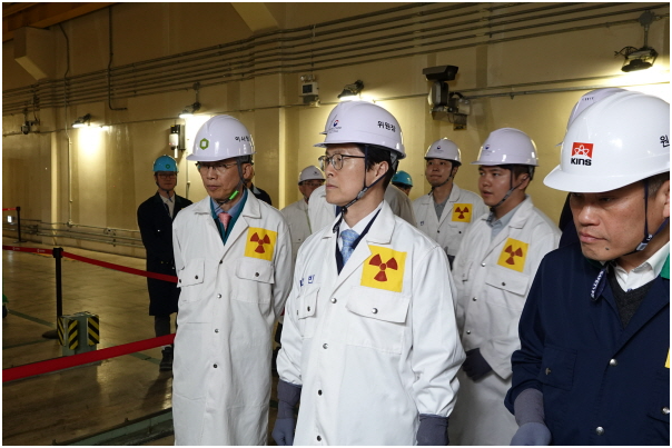 韓國核安全保障委員會會長視察低中放廢物地面處置設施